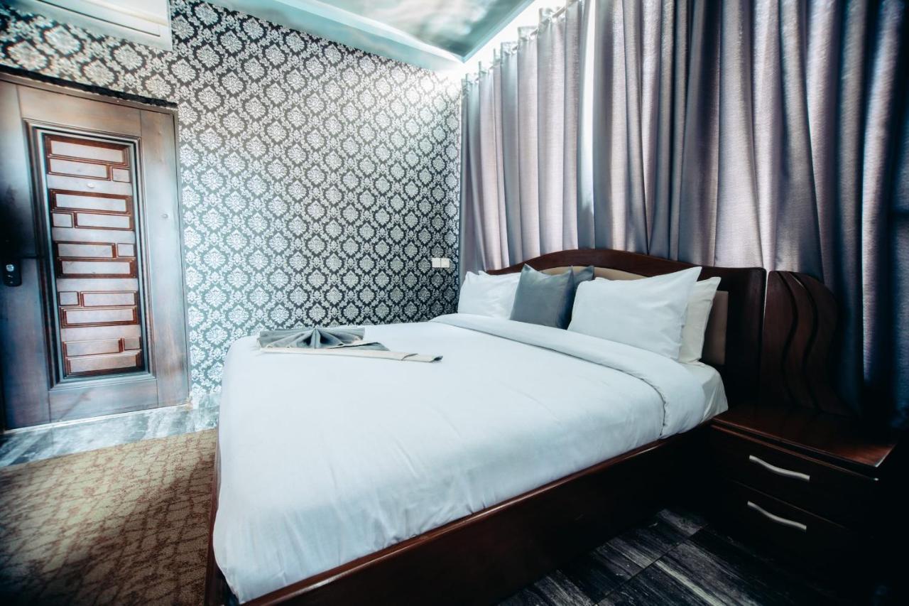 Plus 33 Hotel Nungua Eksteriør billede