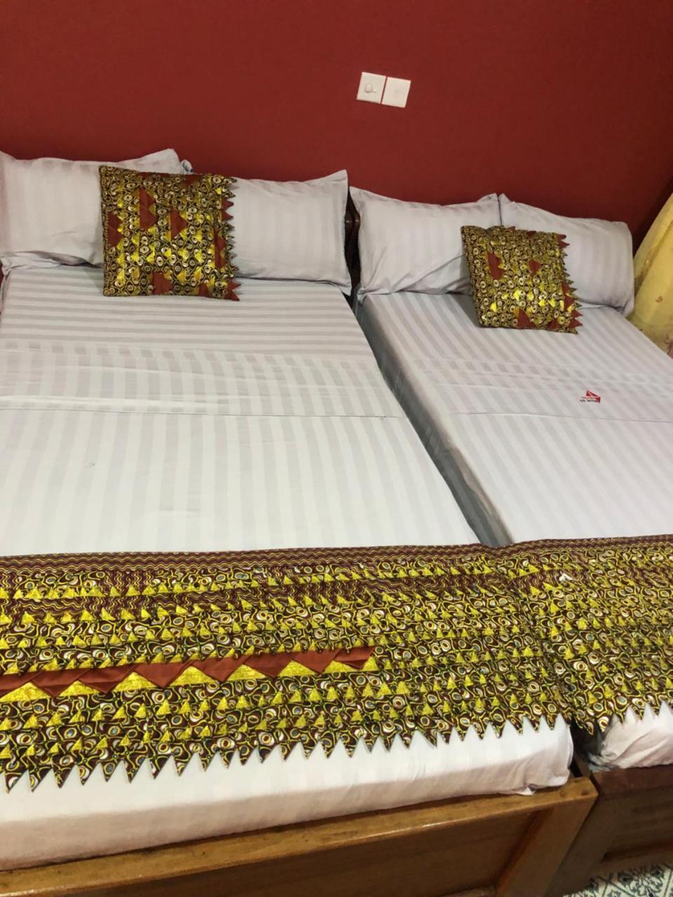 Plus 33 Hotel Nungua Eksteriør billede